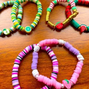 Fruity styles bracelets :) 2 pack + comment below which ones you want :)